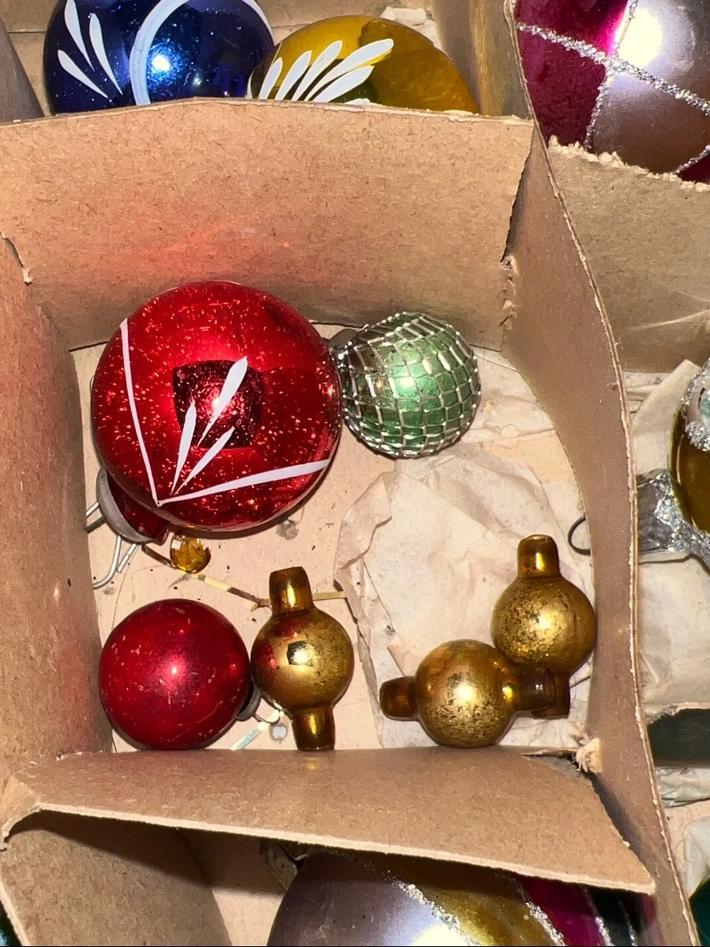 Incredible Lot Vintage Mercury glass indent flocked Christmas ornaments feather
